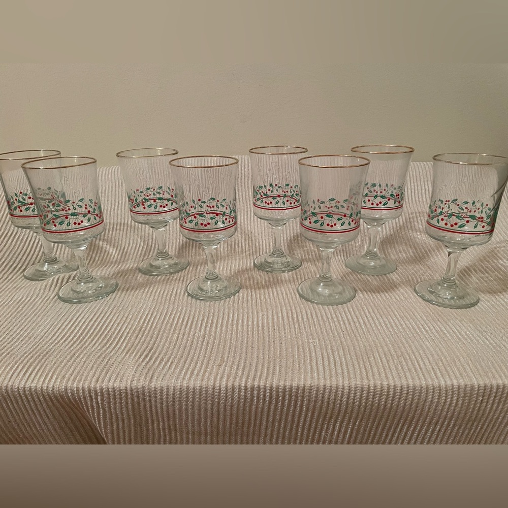 Set of 8 Christmas Collection by Arby’s Water Goblets